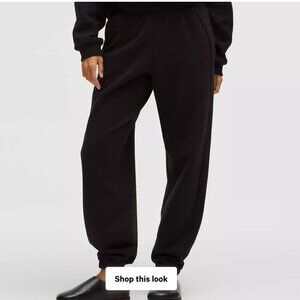 Lululemon Scuba Sweatpant, 6, Black